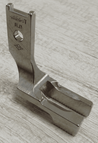Лапка прижимная внешняя Pfaff 145 (7.9 mm) 2/158 от магазина Promily в Черкесске